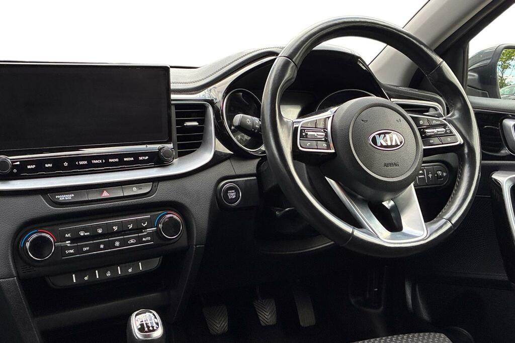 Kia Xceed 1.0 T-gdi 3 Suv Euro 6 Ss 11 WU70LUT Grey #5