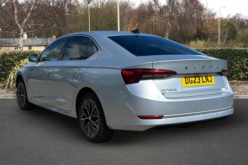 Skoda Octavia 2.0 Tdi 150 Se L Dsg DG23LNJ Silver #3