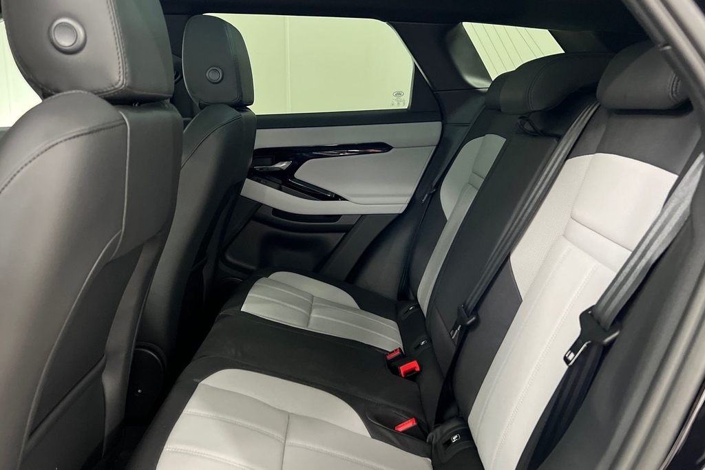 Land Rover Range Rover Evoque D200 Edition SM26LFU Black #4