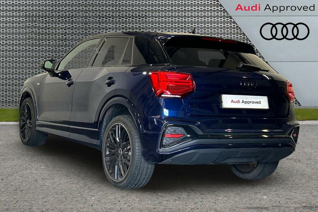 Audi Q2 Black Edition 35 Tfsi 150 Ps S Tronic SW73VHA Blue #3