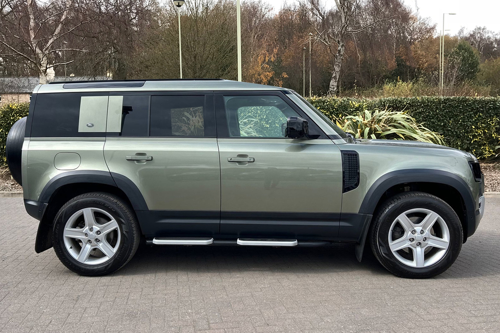 Land Rover Defender 110 D250 Se SL72LRA Green #5