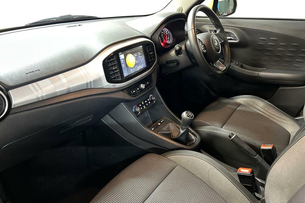 MG MG3 1.5 Vti-tech Excite Euro 6 Ss SJ19MYU Yellow #6
