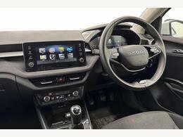 Skoda Fabia 1.0 Tsi Se Edition GL25UDE White #4