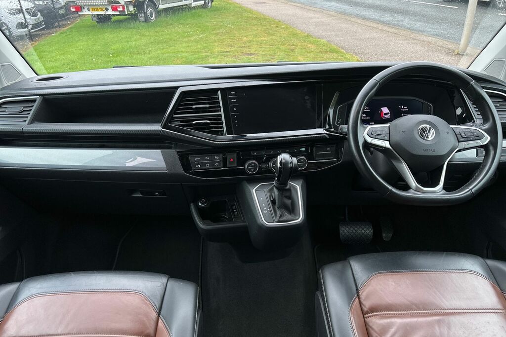 Volkswagen Caravelle Executive Swb 199 Ps 2.0 Tdi Bmt 7Sp Dsg Black #10
