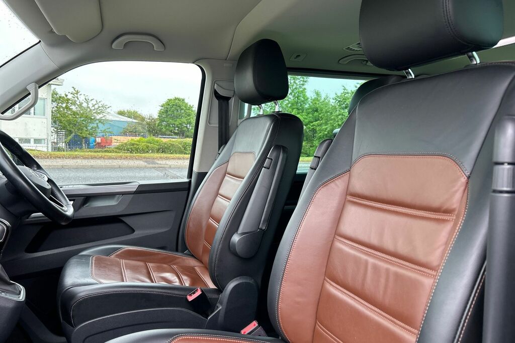 Volkswagen Caravelle Executive Swb 199 Ps 2.0 Tdi Bmt 7Sp Dsg Black #16