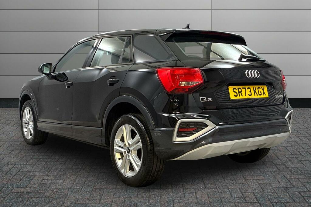 Audi Q2 30 Tfsi Sport SR73KGX Black #3