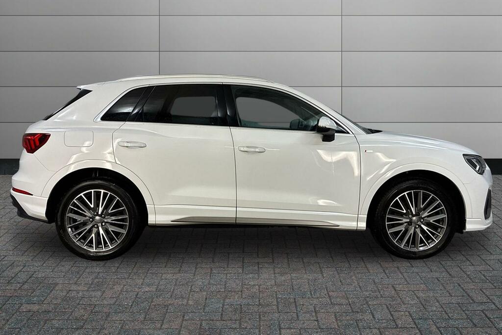 Audi Q3 40 Tfsi Quattro S Line S Tronic SW19GJX White #4