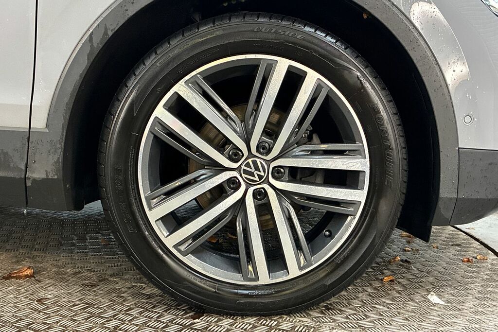 Volkswagen Tiguan 1.5 Tsi 150 Elegance Dsg ST70XVE Grey #5