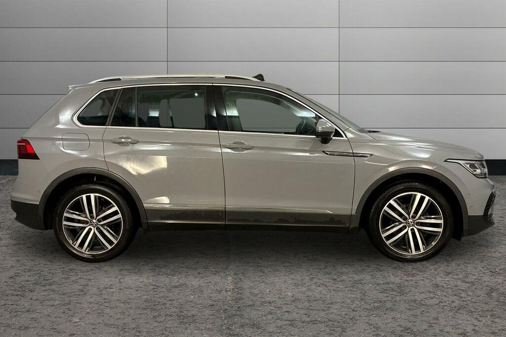 Volkswagen Tiguan 1.5 Tsi 150 Elegance Dsg ST70XVE Grey #4