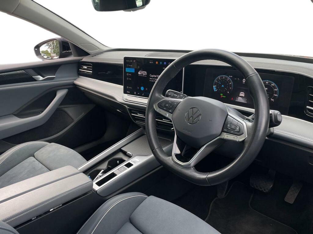 Volkswagen Passat 1.5 Etsi Life Dsg NA24EHR Black #6