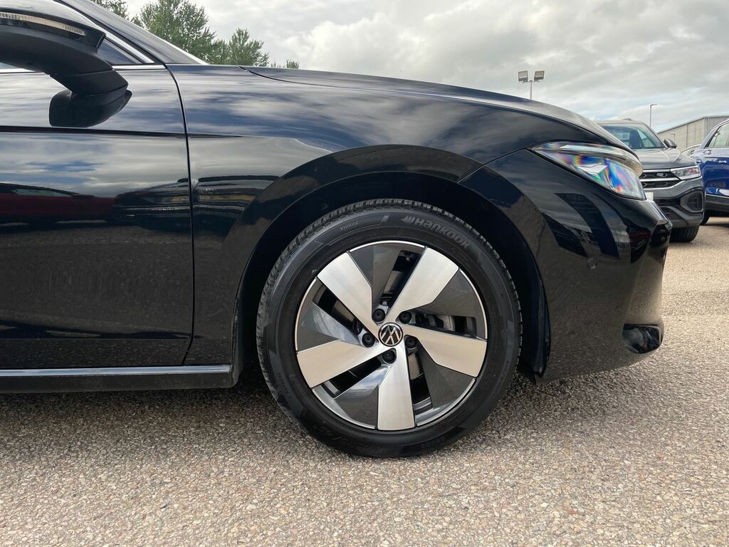 Volkswagen Passat 1.5 Etsi Life Dsg NA24EHR Black #5