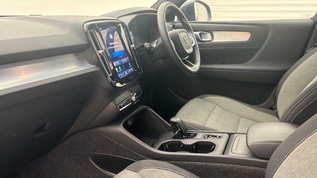 Volvo XC40 Core, B3 Mild Hybrid, RJ25VVF Blue #6
