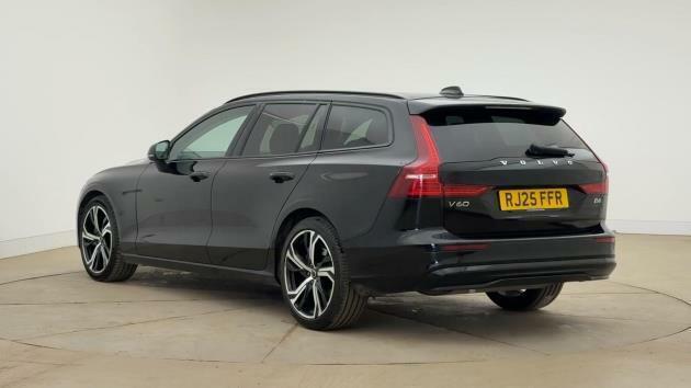 Volvo V60 Plus, B4 Mild Hybrid, Dark RJ25FFR Black #3