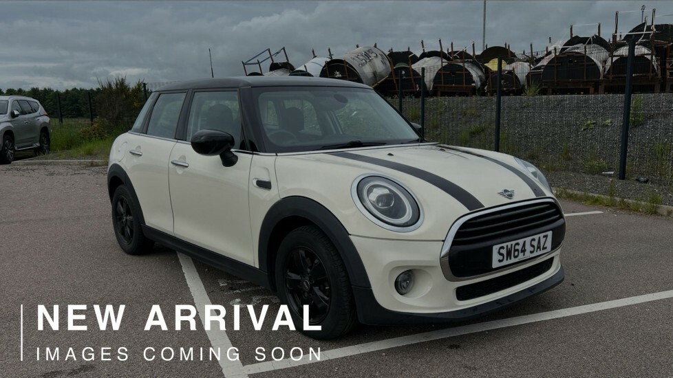 Mini Hatch 1.5 Cooper Classic Euro 6 Ss White