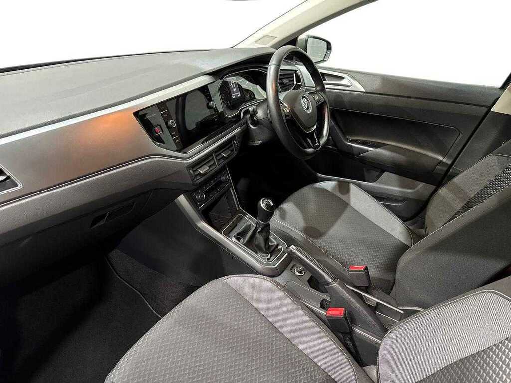 Volkswagen Polo 1.0 Tsi 95 Active YO21LYH Grey #3