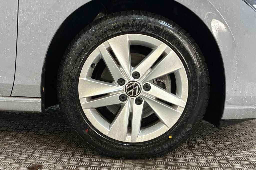 Volkswagen Golf 1.5 Tsi Life Grey #5