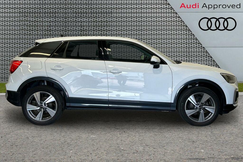 Audi Q2 Sport 30 Tfsi 110 Ps 6-Speed SW23VYV White #4