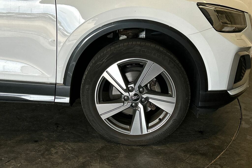 Audi Q2 Sport 30 Tfsi 110 Ps 6-Speed SW23VYV White #5