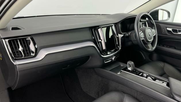 Volvo V60 Momentum, B3 Mild Hybrid WA22NFT Grey #6