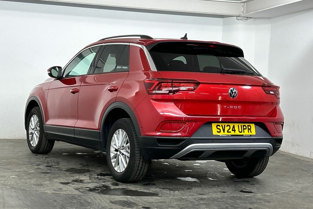 Volkswagen T-Roc 1.5 Tsi Life SV24UPR Red #3