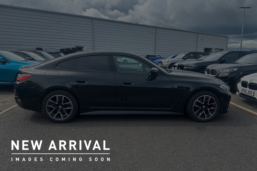 BMW 4 Series 2.0 420I M Sport Euro 6 Ss SH22HYX Black #3