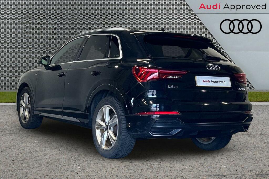 Audi Q3 S Line 35 Tfsi 150 Ps S Tronic SV72XNS Black #3