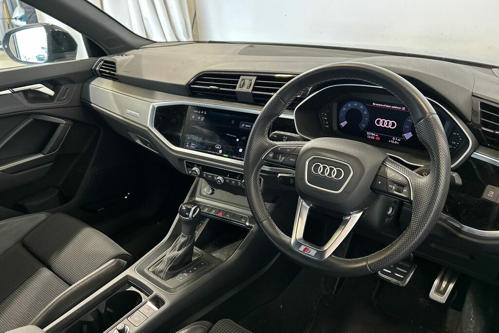 Audi Q3 S Line 35 Tfsi 150 Ps S Tronic SV72XNS Black #6