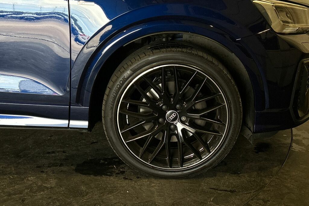 Audi Q2 Black Edition 35 Tfsi 150 Ps S Tronic SW23VZJ Blue #5