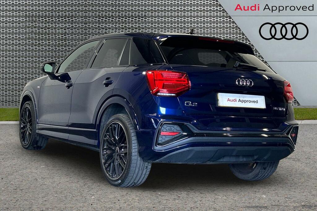 Audi Q2 Black Edition 35 Tfsi 150 Ps S Tronic SW23VZJ Blue #3