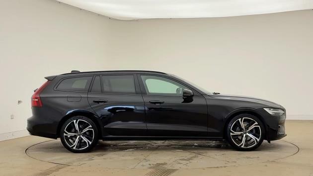 Volvo V60 Plus, B4 Mild Hybrid, Dark RF25WPM Black #2