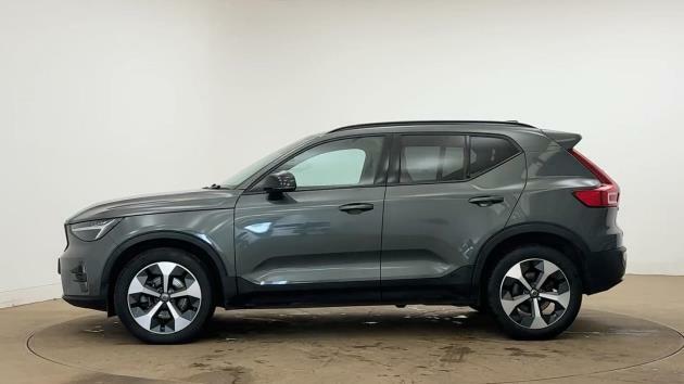 Volvo XC40 Plus, B3 Mild Hybrid, Dark RF25CZE #6