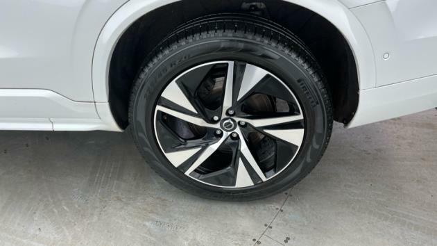 Volvo XC90 Plus, B5 Awd Mild Hybrid, Dark, 7 Seats YY72NLZ White #4