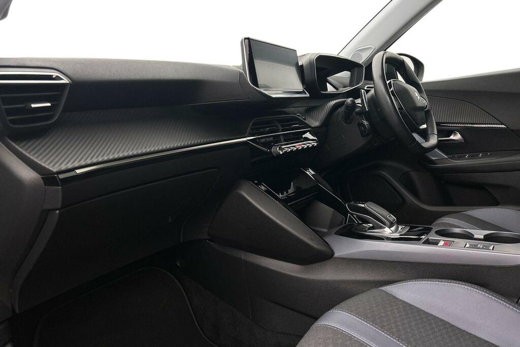 Peugeot 2008 1.2 Puretech 130 Allure Premium Eat8 Grey #2