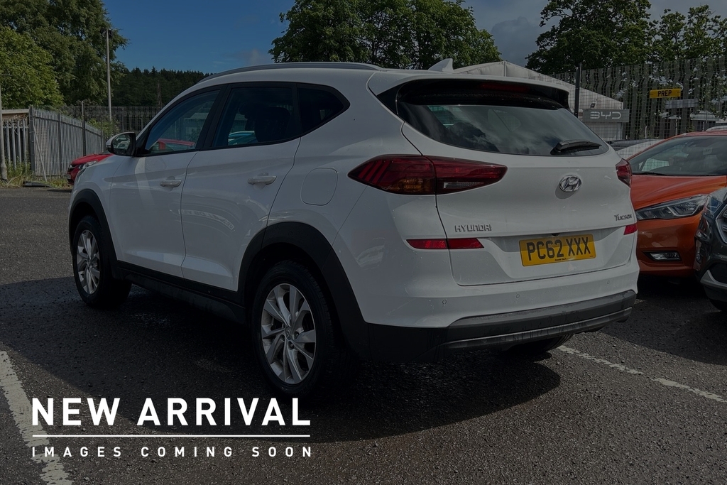Hyundai Tucson 1.6 Gdi Se Nav Euro 6 Ss HJ70WXM White #3