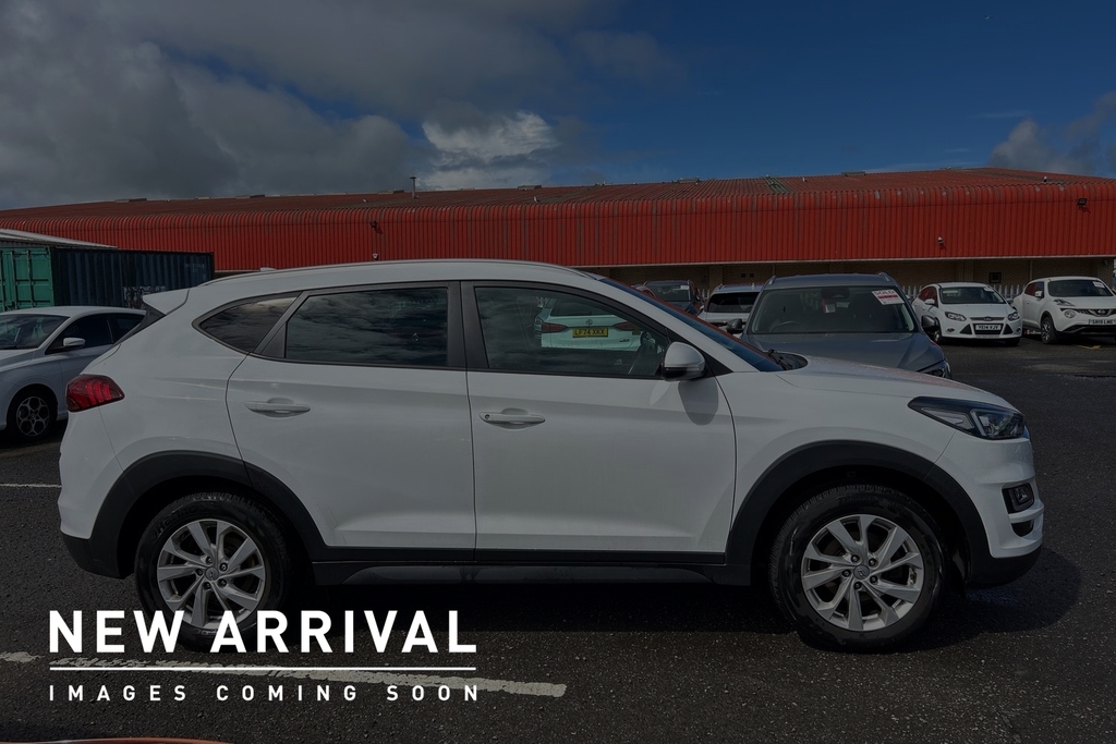 Hyundai Tucson 1.6 Gdi Se Nav Euro 6 Ss HJ70WXM White #4