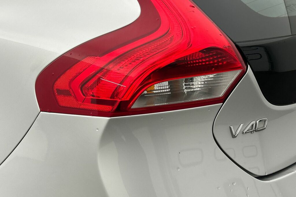 Volvo V40 Hatchback 2.0 Blue #20