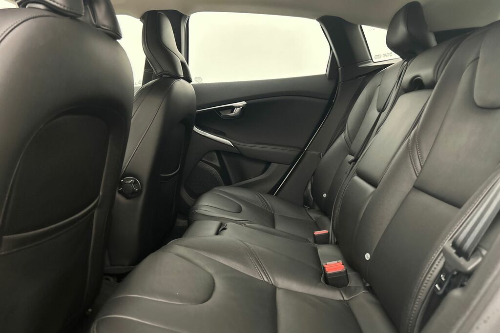 Volvo V40 Hatchback 2.0 Blue #17