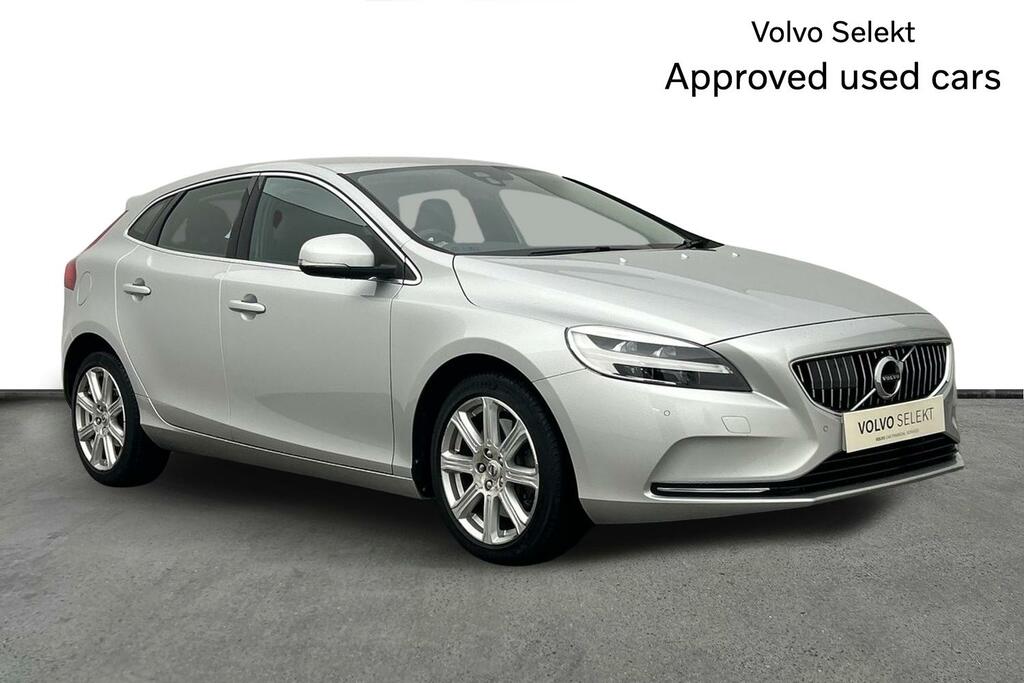 Volvo V40 T3 Inscription Silver