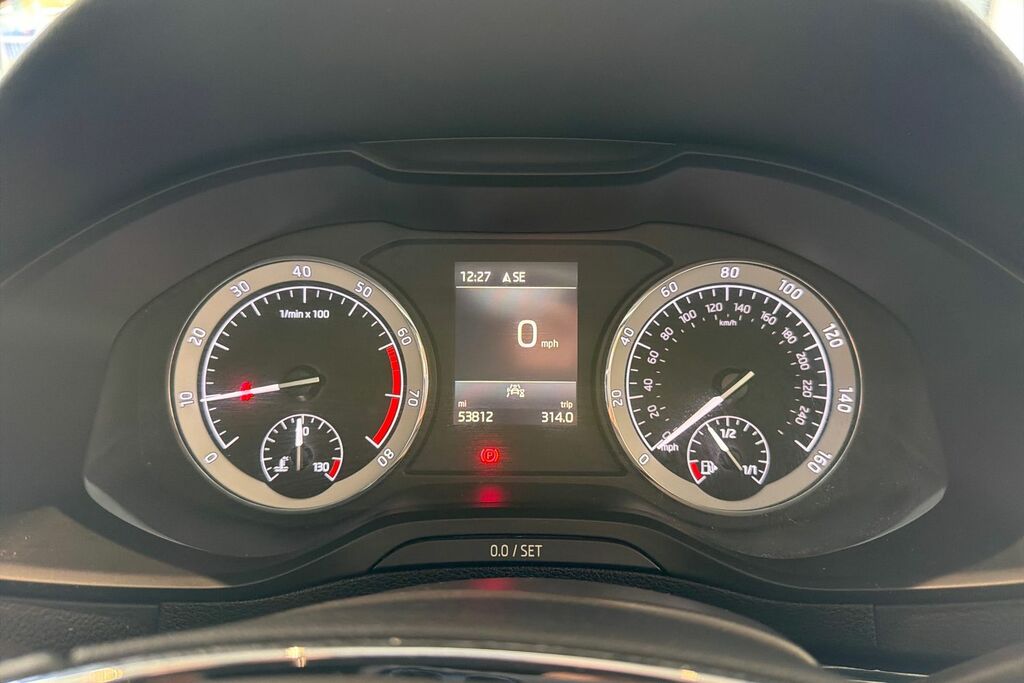 Skoda Karoq 1.5 Tsi Se Dsg  #15
