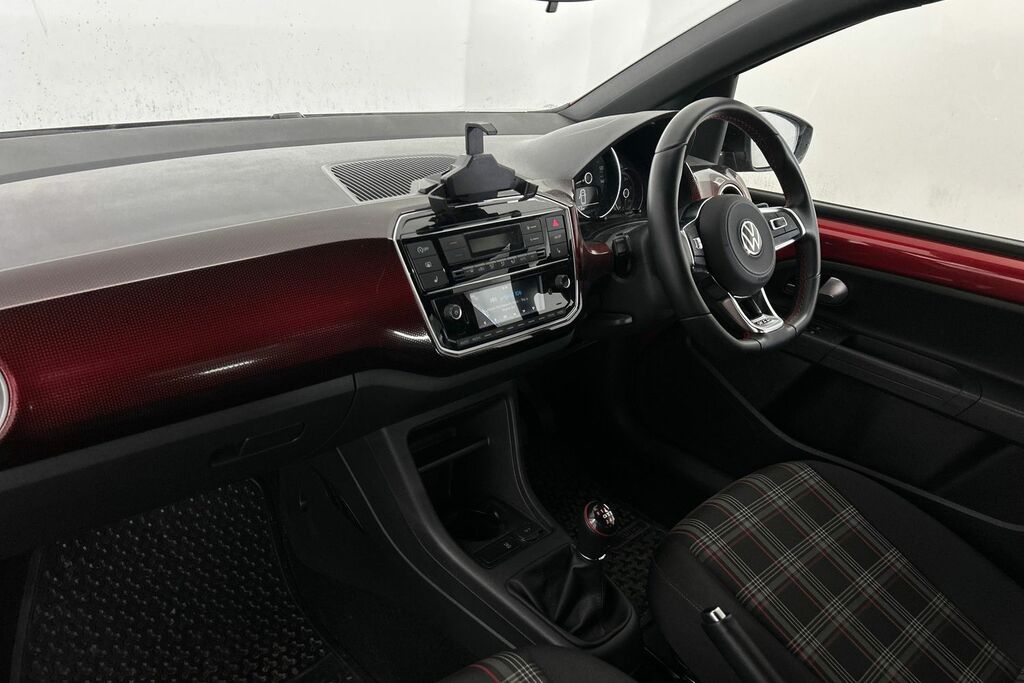 Volkswagen Up 1.0 115Ps Up Gti Red #2