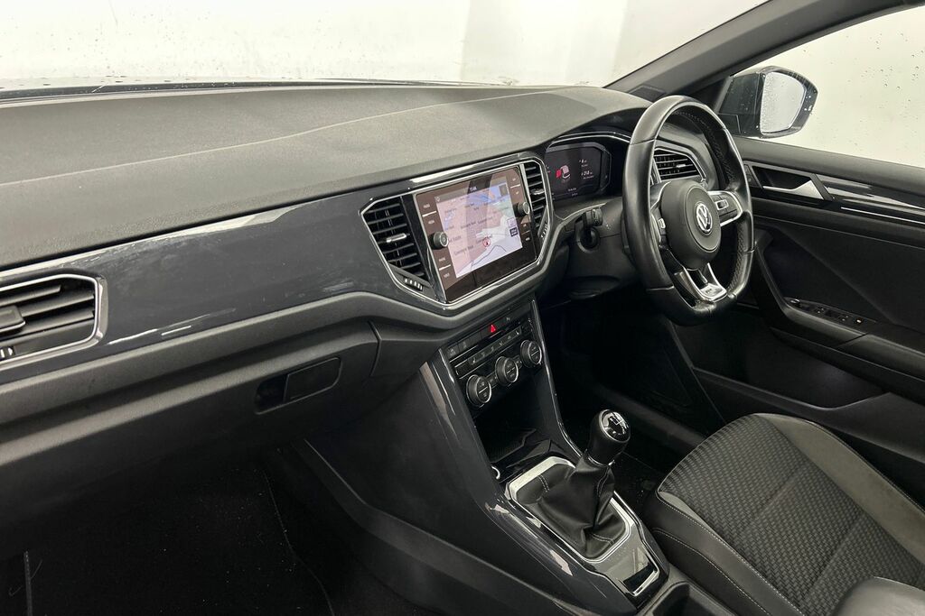 Volkswagen T-Roc 1.6 Tdi R-line Grey #2