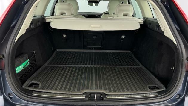 Volvo V60 Momentum, B3 Mild Hybrid Blue #5