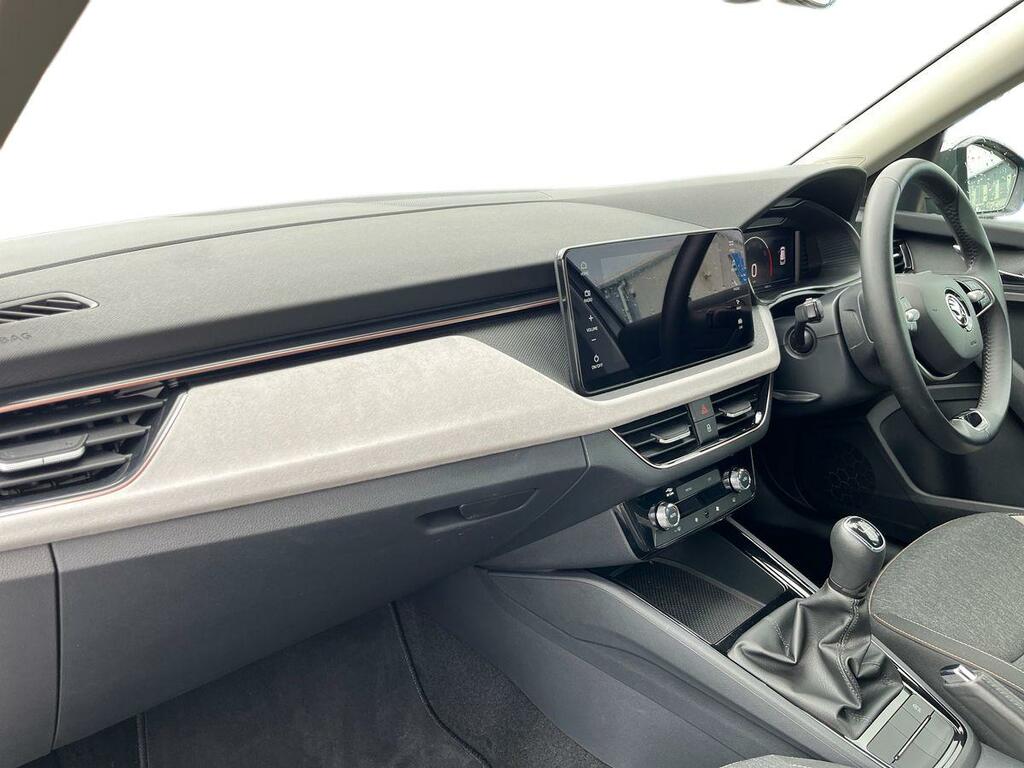 Skoda Kamiq 1.5 Tsi 150Ps Se L Grey #2