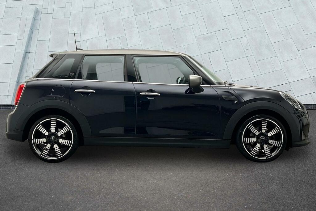 Mini Hatch 5-Door Cooper Exclusive SB23HXA Black #3