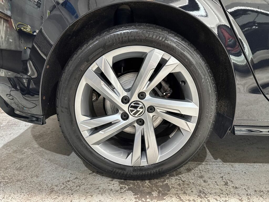 Volkswagen Golf 1.5 Tsi R-line Black #5