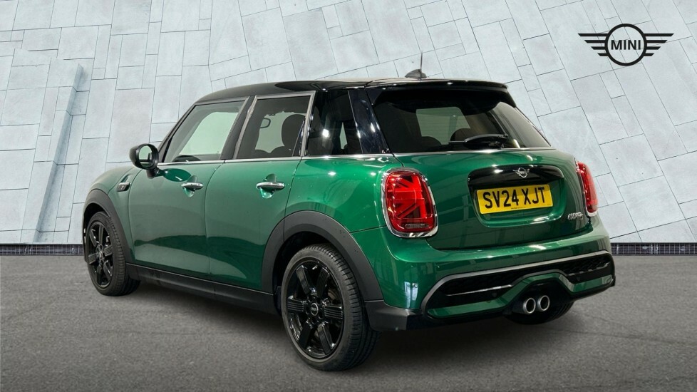 Mini Hatch 5-Door Cooper S Classic SV24XJT Green #2