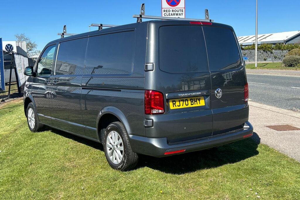 Volkswagen Transporter Panel Van 2.0 Tdi T28 Highline Fwd Swb Euro 6 Ss Grey #3