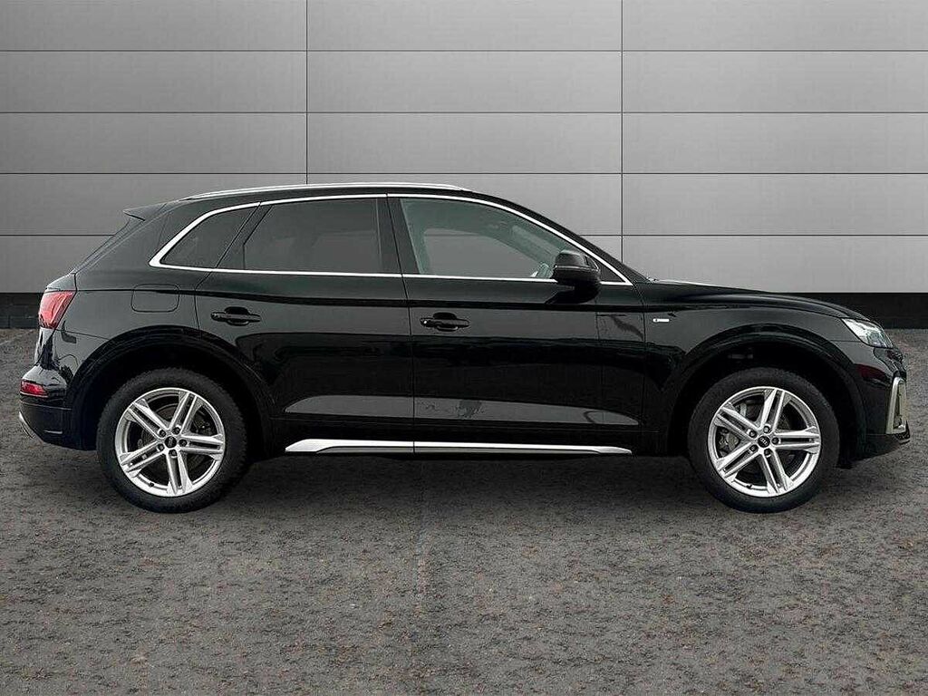 Audi Q5 S Line 40 Tdi Quattro 204 Ps S Tronic Black #4