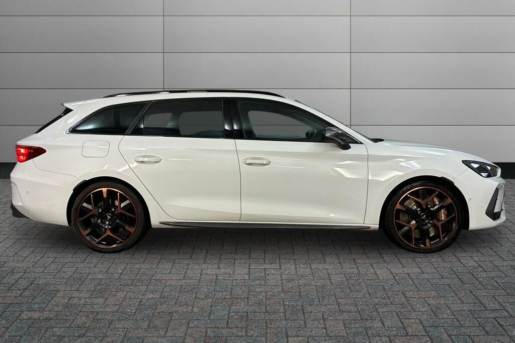 Cupra Leon 2.0 Tsi 333 Vz3 Dsg 4Drive White #4
