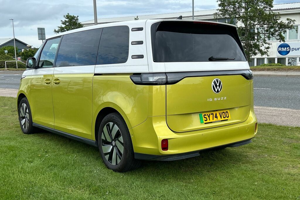 Volkswagen ID.Buzz 210Kw Life Pro 86Kwh Lwb 7 Seat White #3